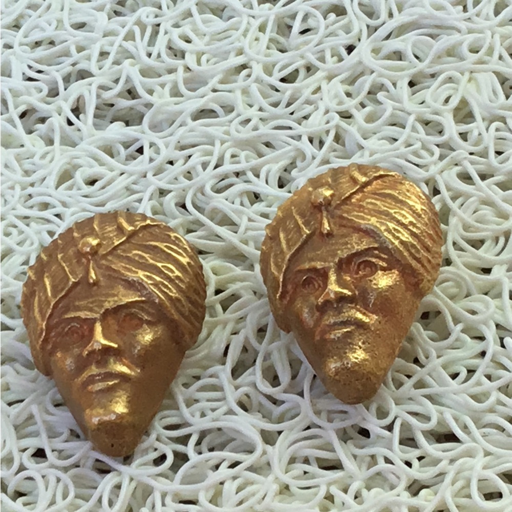 Unisex tested 14kt gold unisex earrings or tack pins